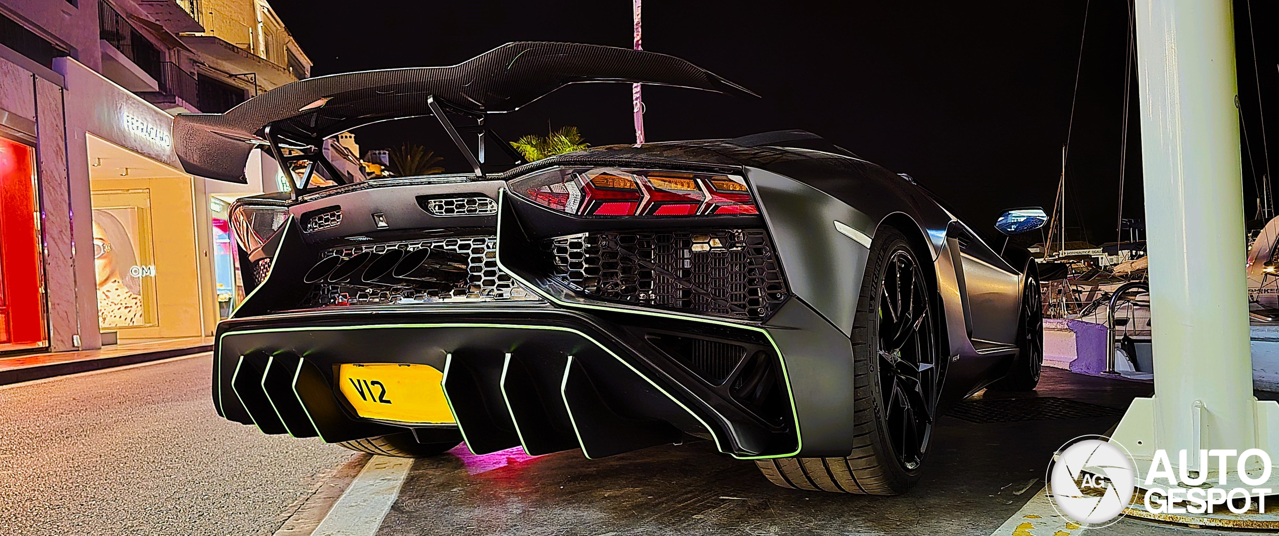 Lamborghini Aventador LP700-4 Roadster