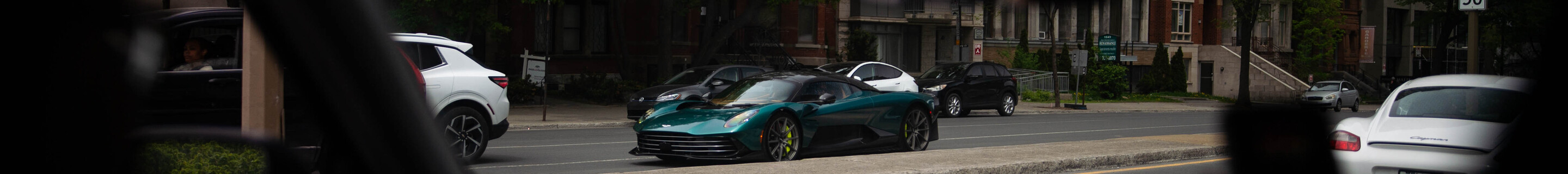Aston Martin Valhalla