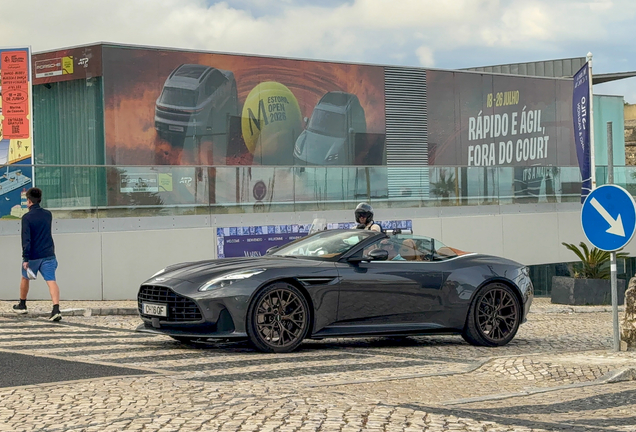 Aston Martin DB12 Volante