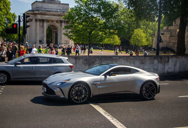 Aston Martin Vantage 2024