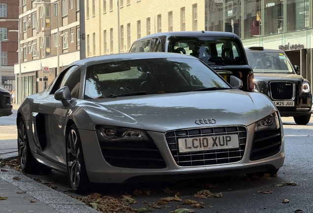 Audi R8 V10