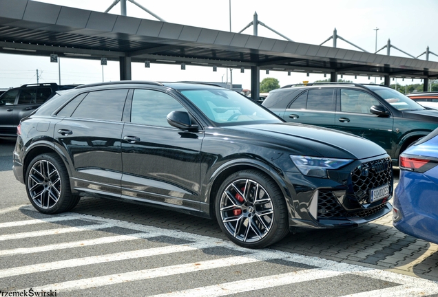 Audi RS Q8 2024