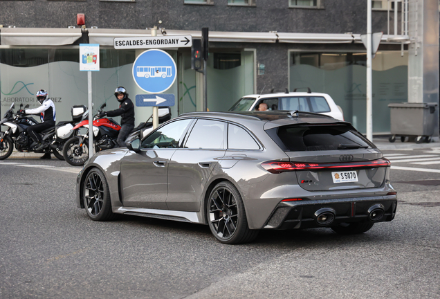 Audi RS5 Avant B10