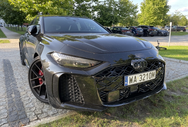 Audi RS5 Avant B10