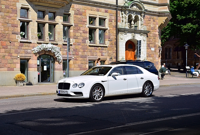 Bentley Flying Spur V8 S