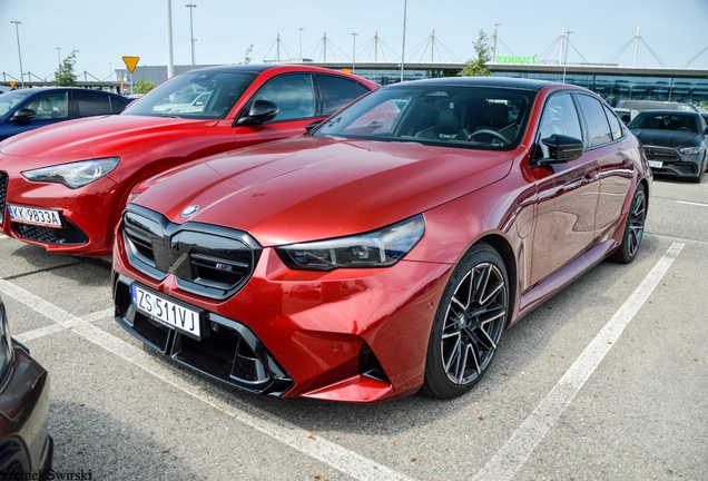 BMW M5 G90