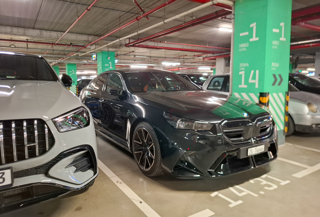 BMW M5 G90