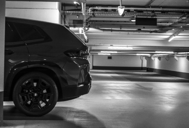 BMW XM G09