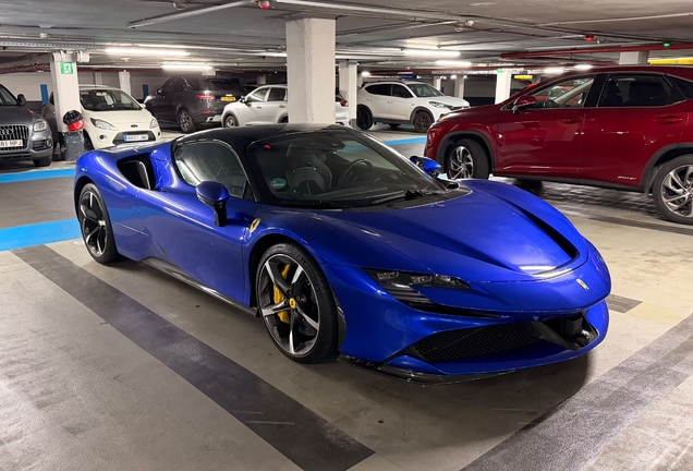 Ferrari SF90 Spider