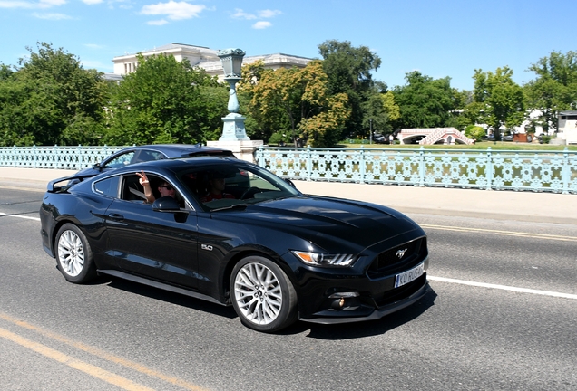 Ford Mustang GT 2015