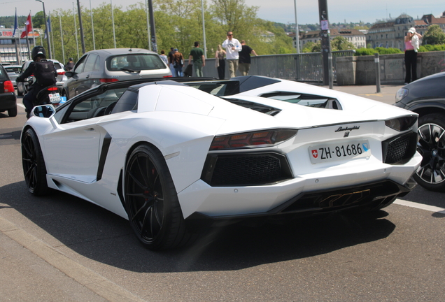 Lamborghini Aventador LP700-4 Roadster