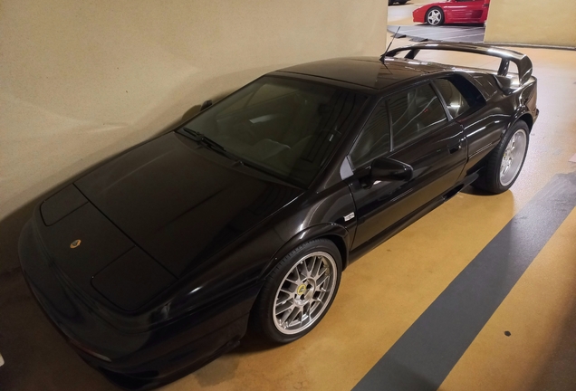 Lotus Esprit V8