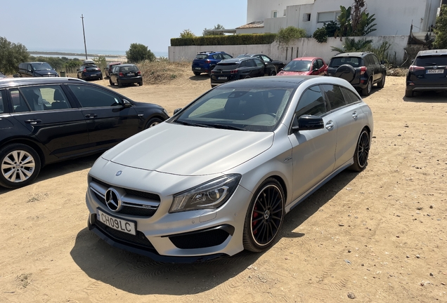 Mercedes-AMG CLA 45 Shooting Brake X117
