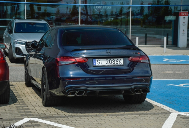 Mercedes-AMG E 63 S W213 2021