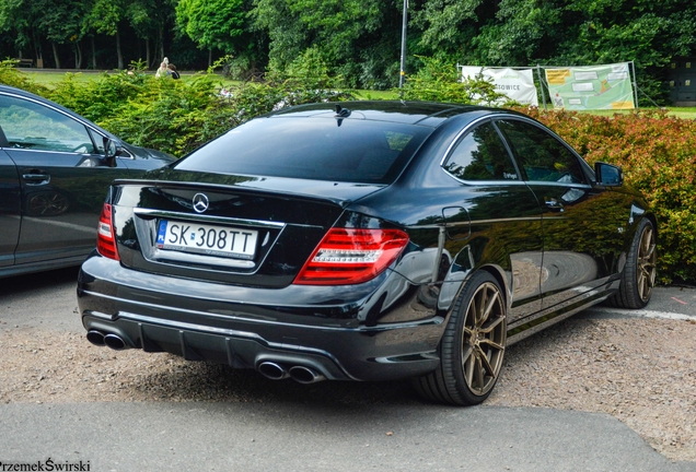 Mercedes-Benz C 63 AMG Coupé