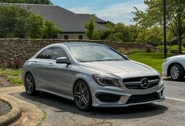 Mercedes-Benz CLA 45 AMG C117