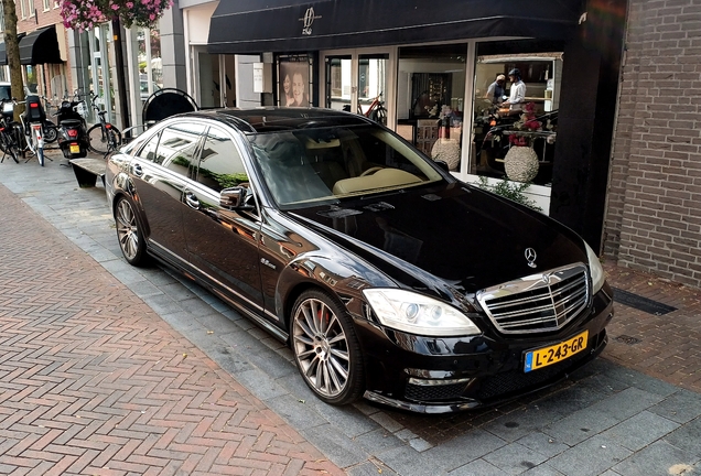 Mercedes-Benz S 63 AMG W221 2010