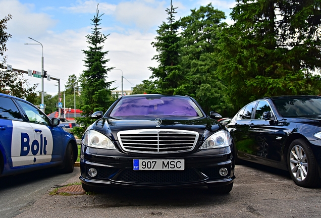 Mercedes-Benz S 63 AMG W221