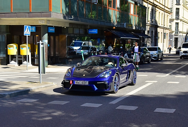 Porsche 718 Cayman GT4 RS Weissach Package