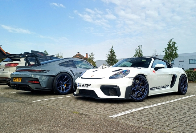 Porsche 718 Spyder RS
