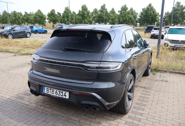 Porsche 95B Macan GTS MkIII