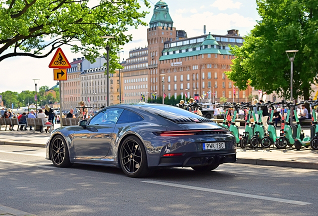Porsche 992 Carrera 4 GTS MkII