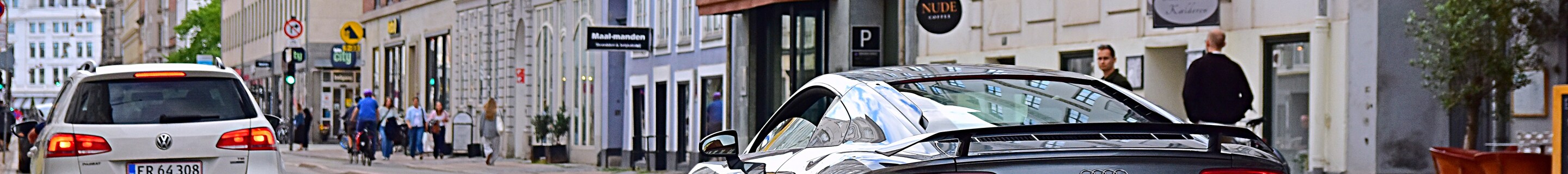 Audi R8 V10 Plus 2015