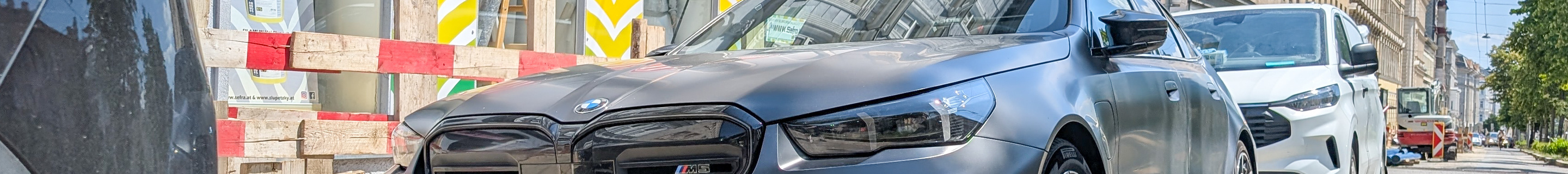 BMW M5 G90