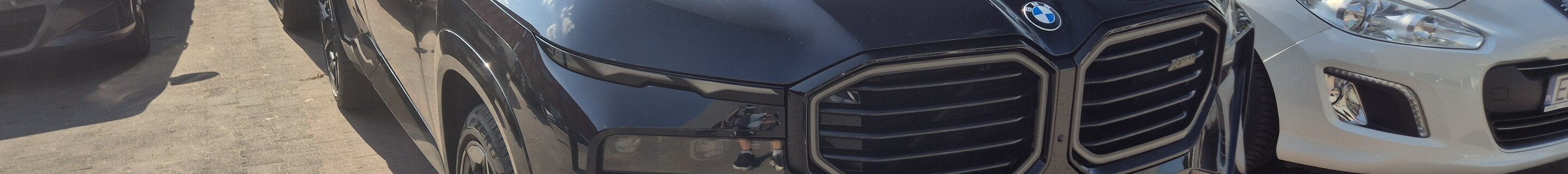 BMW XM G09