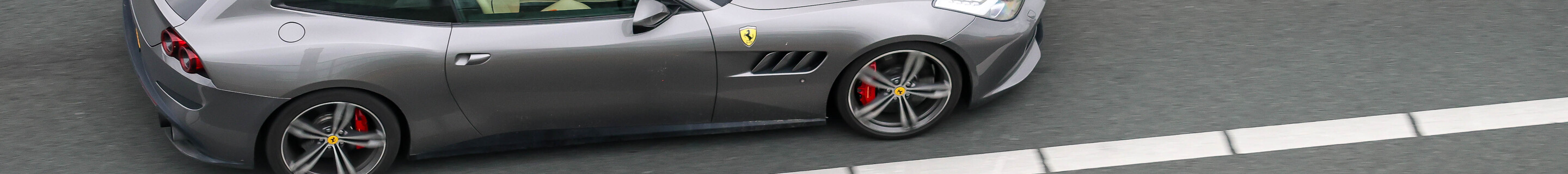 Ferrari GTC4Lusso
