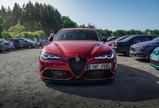Alfa Romeo Giulia Quadrifoglio 2023