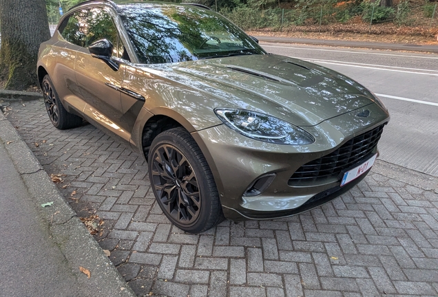Aston Martin DBX