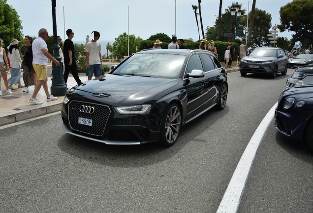 Audi RS4 Avant B8