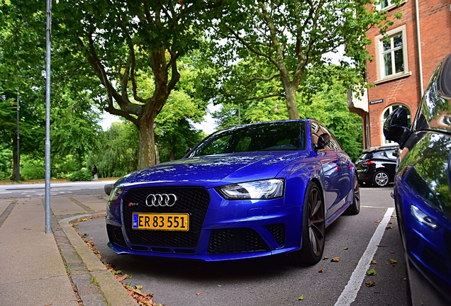 Audi RS4 Avant B8