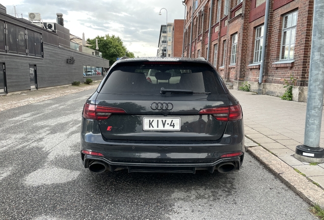 Audi RS4 Avant B9