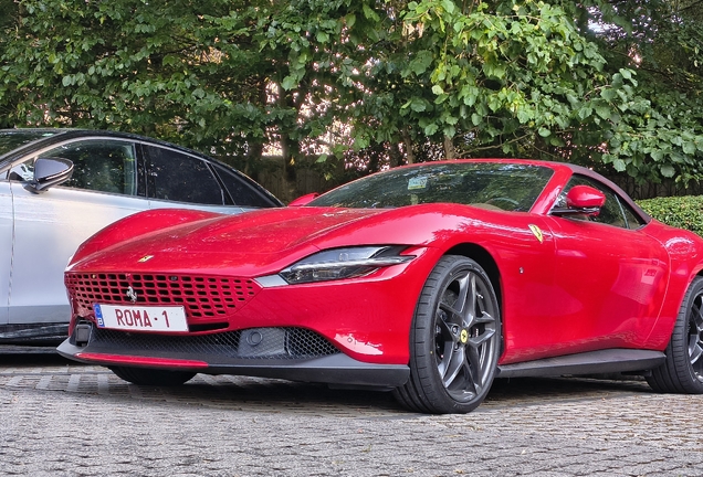 Ferrari Roma Spider