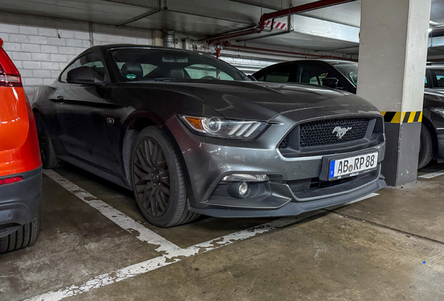 Ford Mustang GT 2015