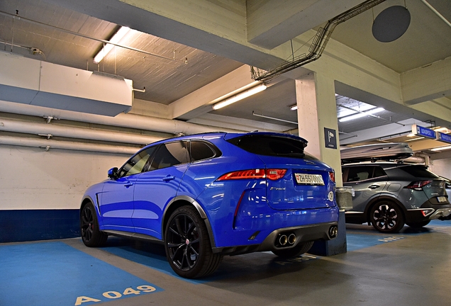 Jaguar F-PACE SVR