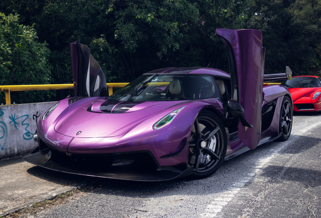 Koenigsegg Jesko Attack