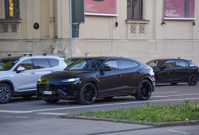 Lamborghini Urus S