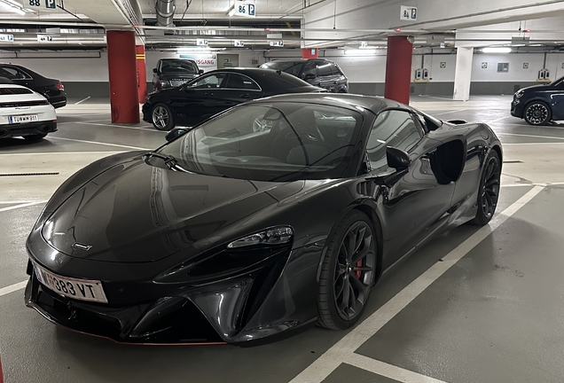 McLaren Artura Spider