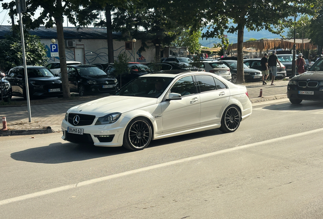 Mercedes-Benz C 63 AMG W204 2012