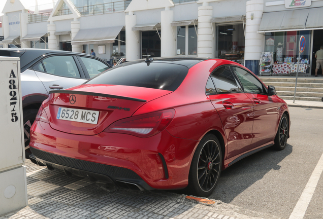 Mercedes-Benz CLA 45 AMG C117