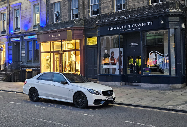 Mercedes-Benz E 63 AMG S W212