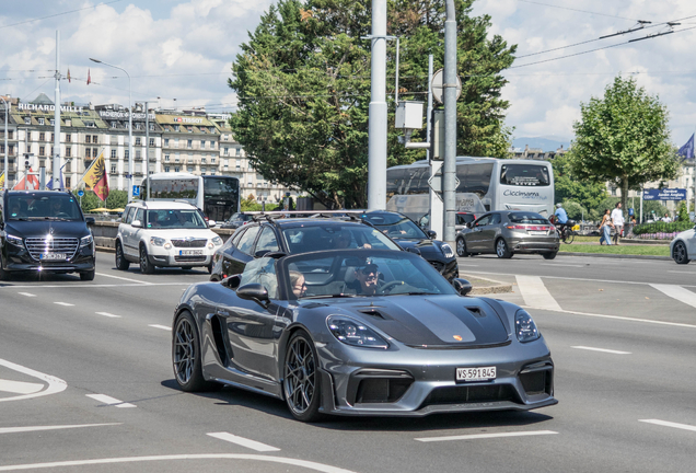 Porsche 718 Spyder RS Weissach Package