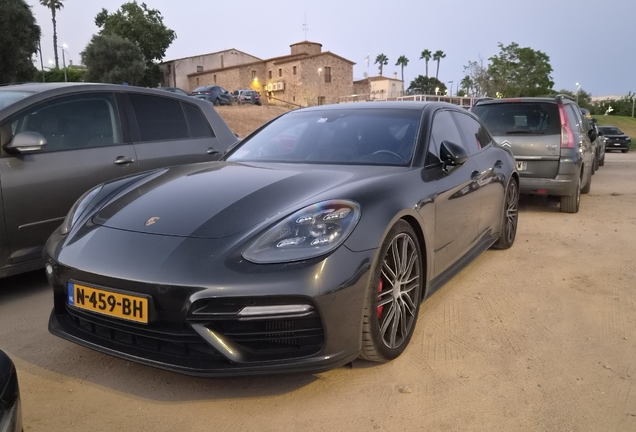 Porsche 971 Panamera Turbo Sport Turismo
