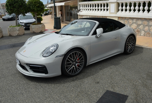 Porsche 992 Carrera 4S Cabriolet MkI