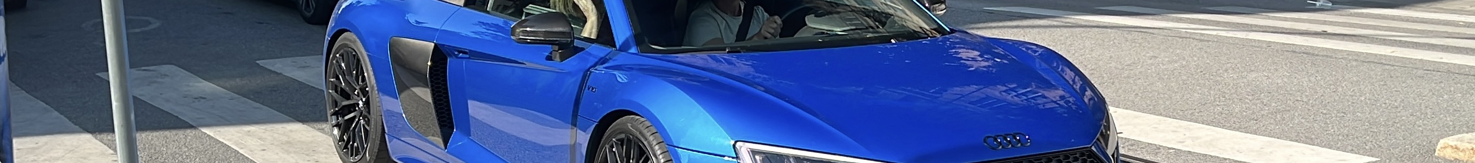 Audi R8 V10 Plus 2015