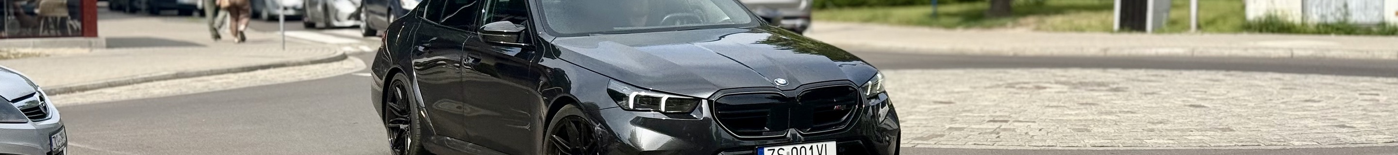 BMW M5 G90