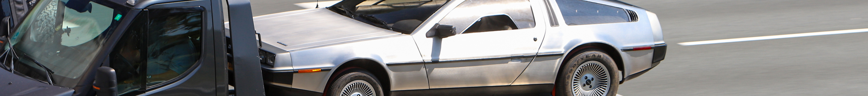 DeLorean DMC-12